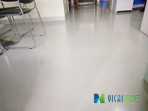 環(huán)氧彩砂自流平地坪