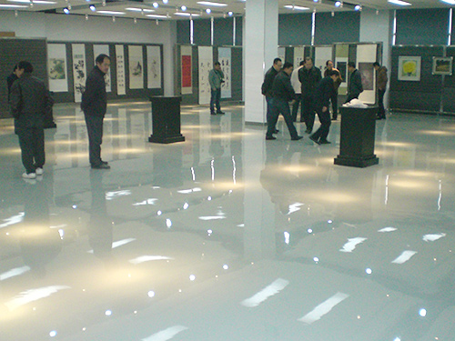 環(huán)氧自流平地坪