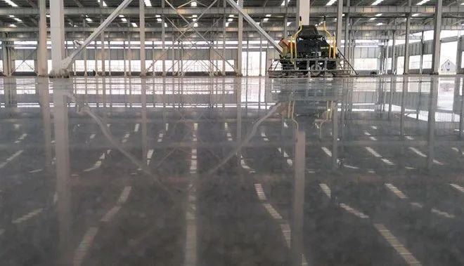 長沙市逸彩環(huán)?？萍加邢薰?長沙地坪材料,逸彩環(huán)?？萍?地坪材料,環(huán)氧樹脂地坪,金剛砂耐磨地坪