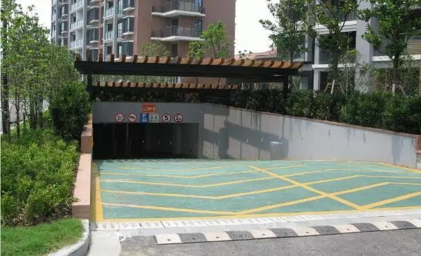 長(zhǎng)沙市逸彩環(huán)?？萍加邢薰?長(zhǎng)沙地坪材料,逸彩環(huán)保科技,地坪材料,環(huán)氧樹(shù)脂地坪,金剛砂耐磨地坪